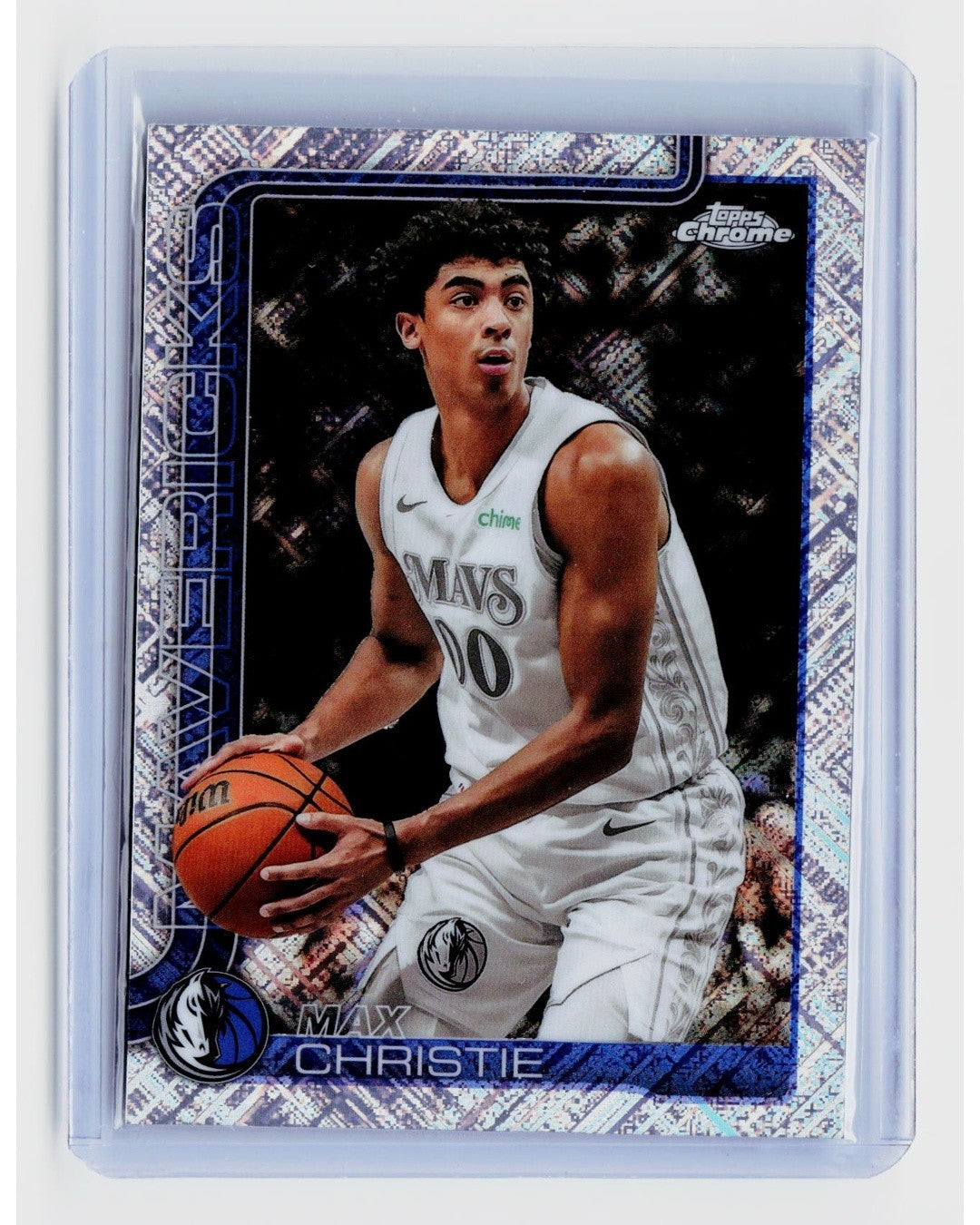 2025-26 Topps Chrome - Max Christie #33 Skylight Refractor0